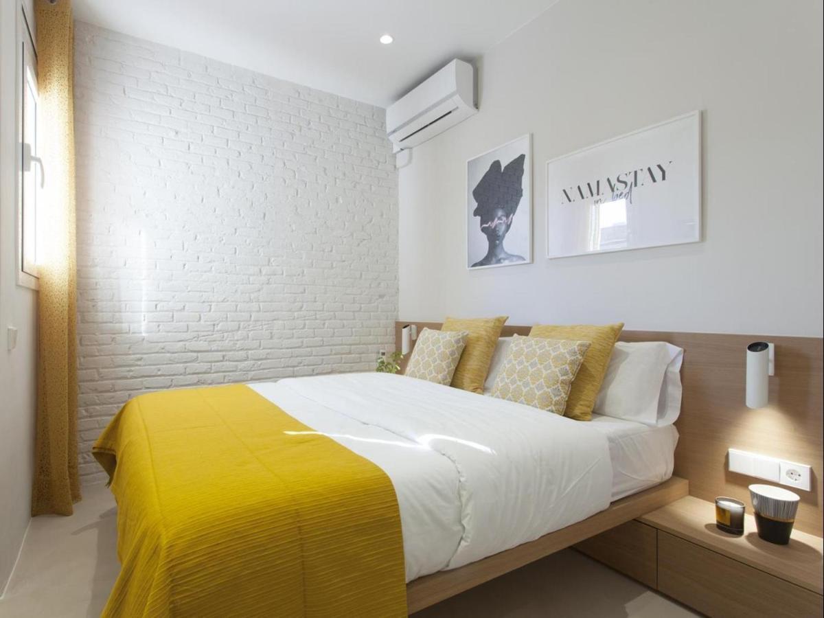 Sunny Playa Apartment Барселона Экстерьер фото